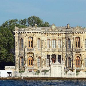 Beylerbeyi Palace & Eyup District Tour